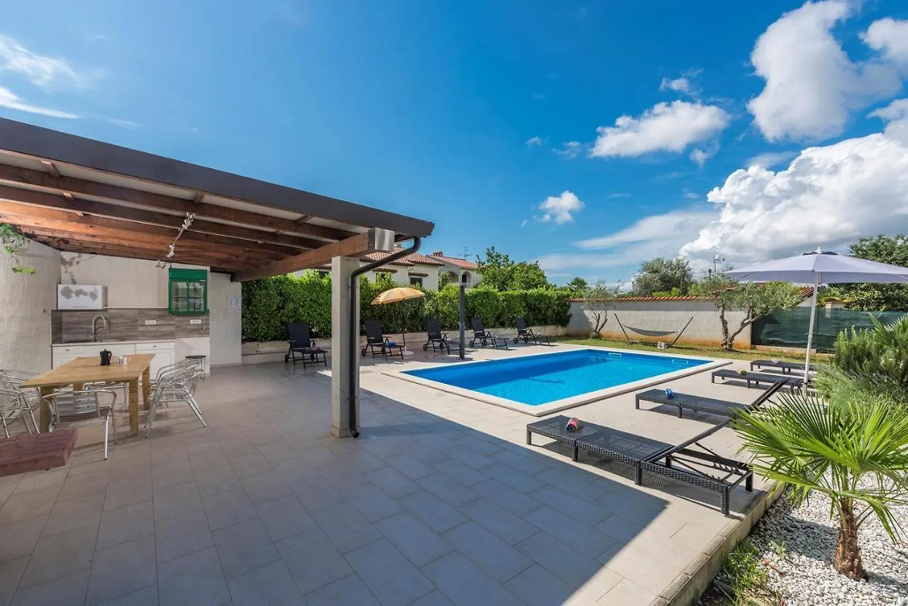 Guest house Apart Residence Leko Porec